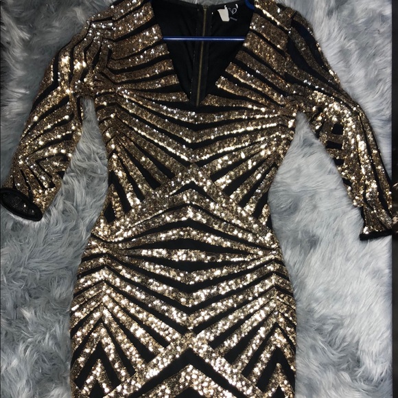 Windsor Dresses & Skirts - Short Shiny Party Dress